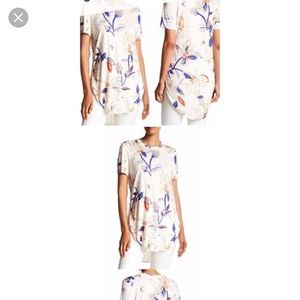 NWOT Philosophy Split Side Floral Tee